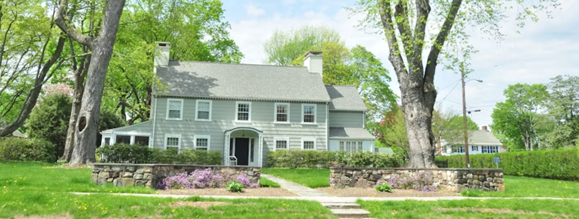 Colonials in Andover MA
